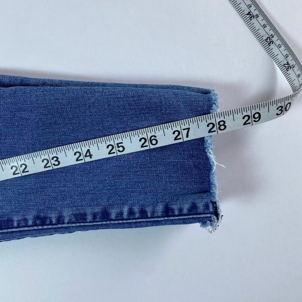 Abercrombie & Fitch, blue Ultra High Rise Super Skinny raw hem jeans, size 4/27 - Picture 9 of 9